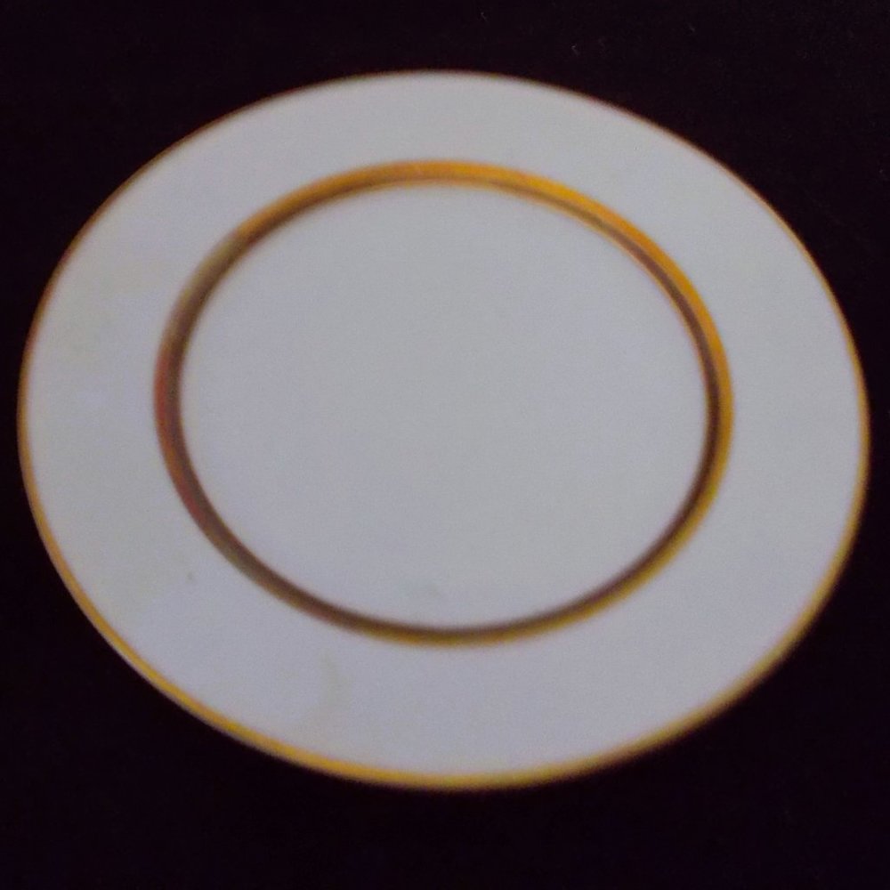 8 Rare Vintage Du-Mont by LINDEN Fine China Dinner Plates